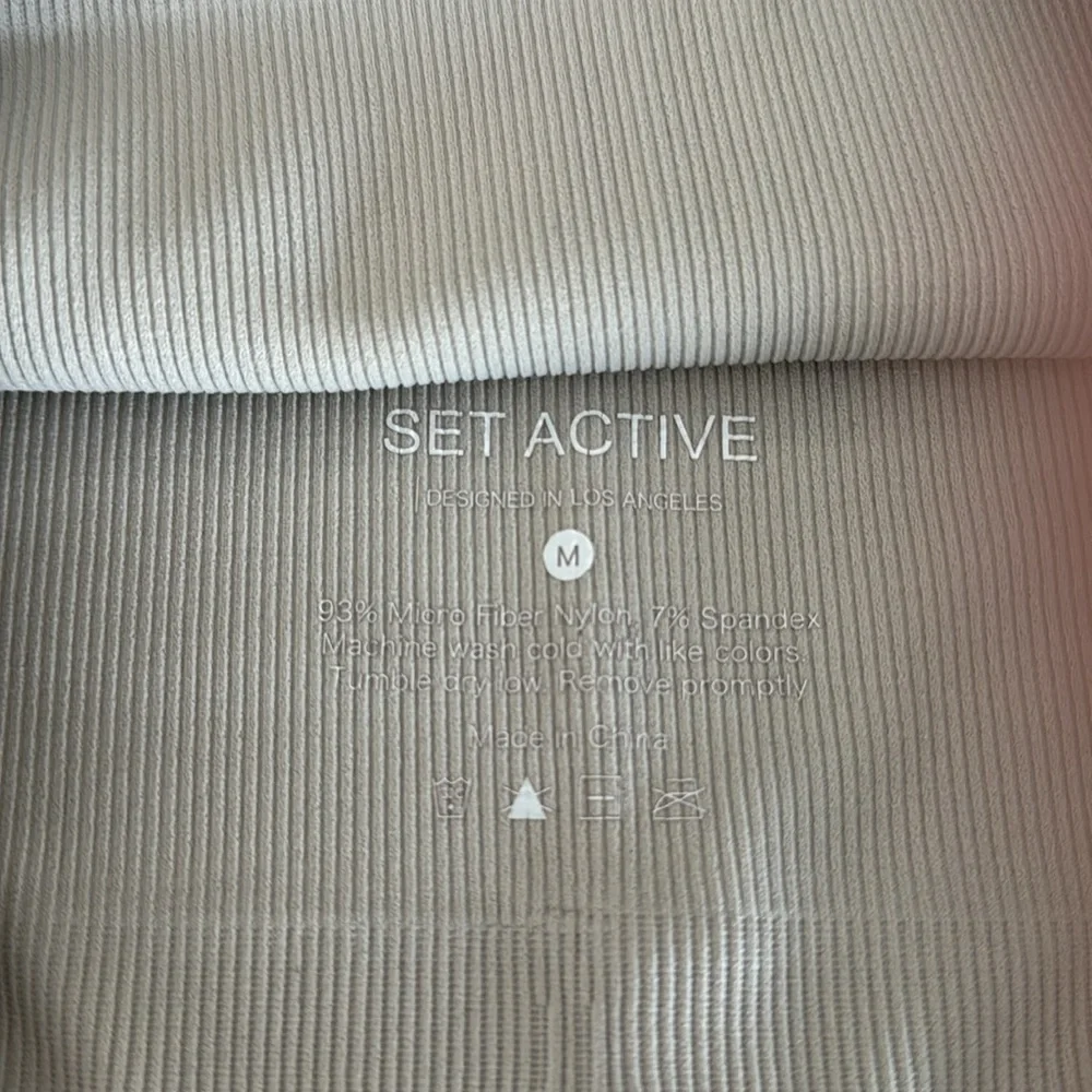 Set Active Ribbed Bras - Picture 6 of 6